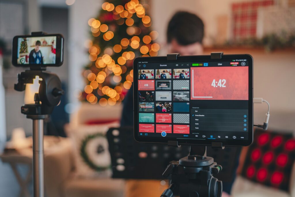 Livestream for your holiday marketing campaign. 